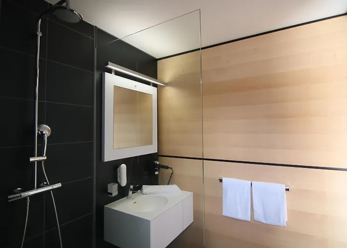 Otel Kf By Wmm