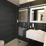 Hotel Kf By Wmm